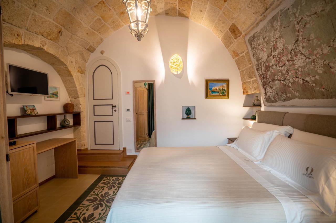 Bed and Breakfast Quintessenza Luxury Domus Polignano a Mare Exterior foto